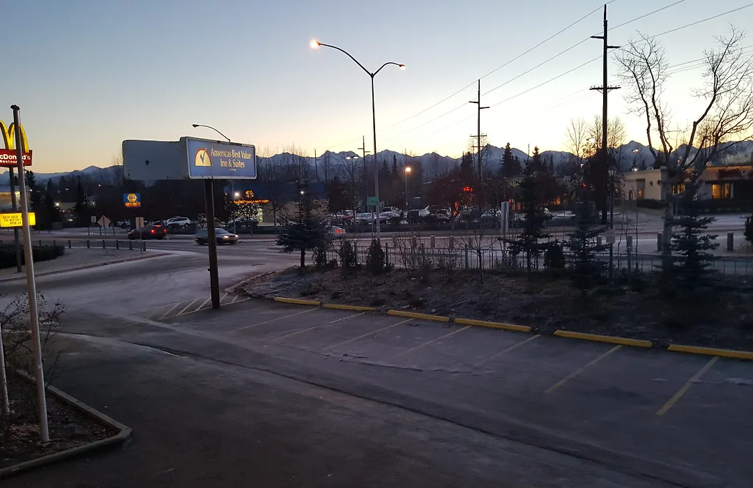 Americas Best Value Inn & Suites Anchorage Airport-1