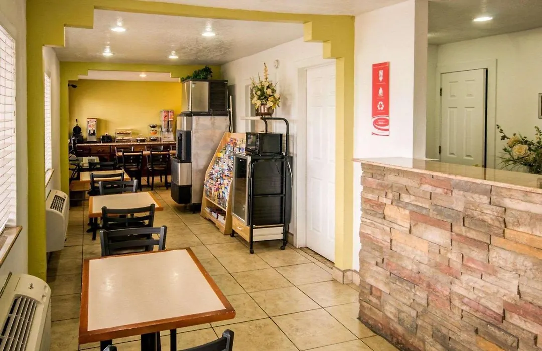 Econo Lodge Albuquerque East-1