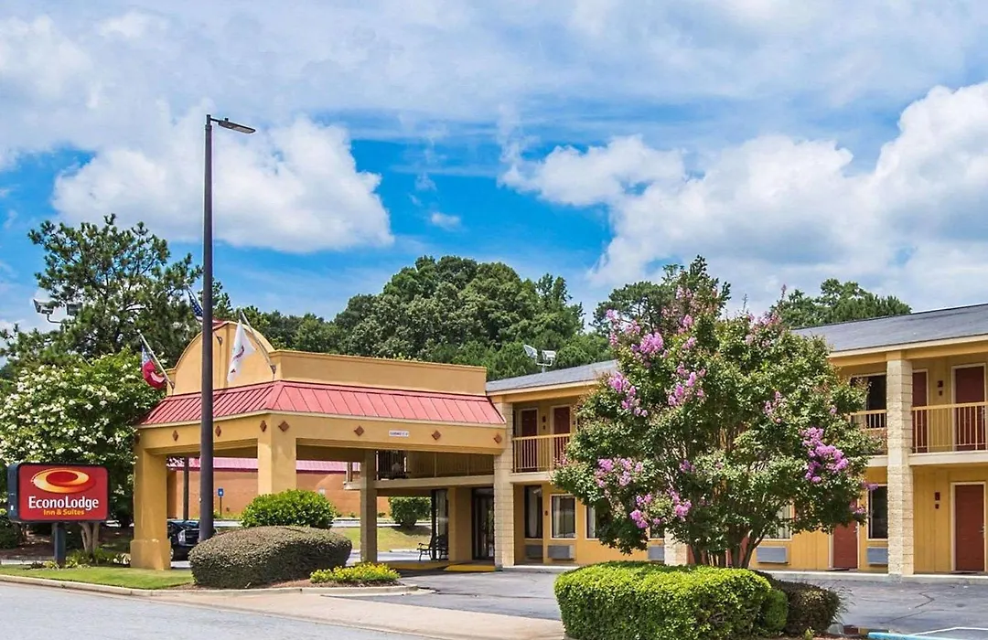 Econo Lodge Inn & Suites Columbus Near Fort Benning-1
