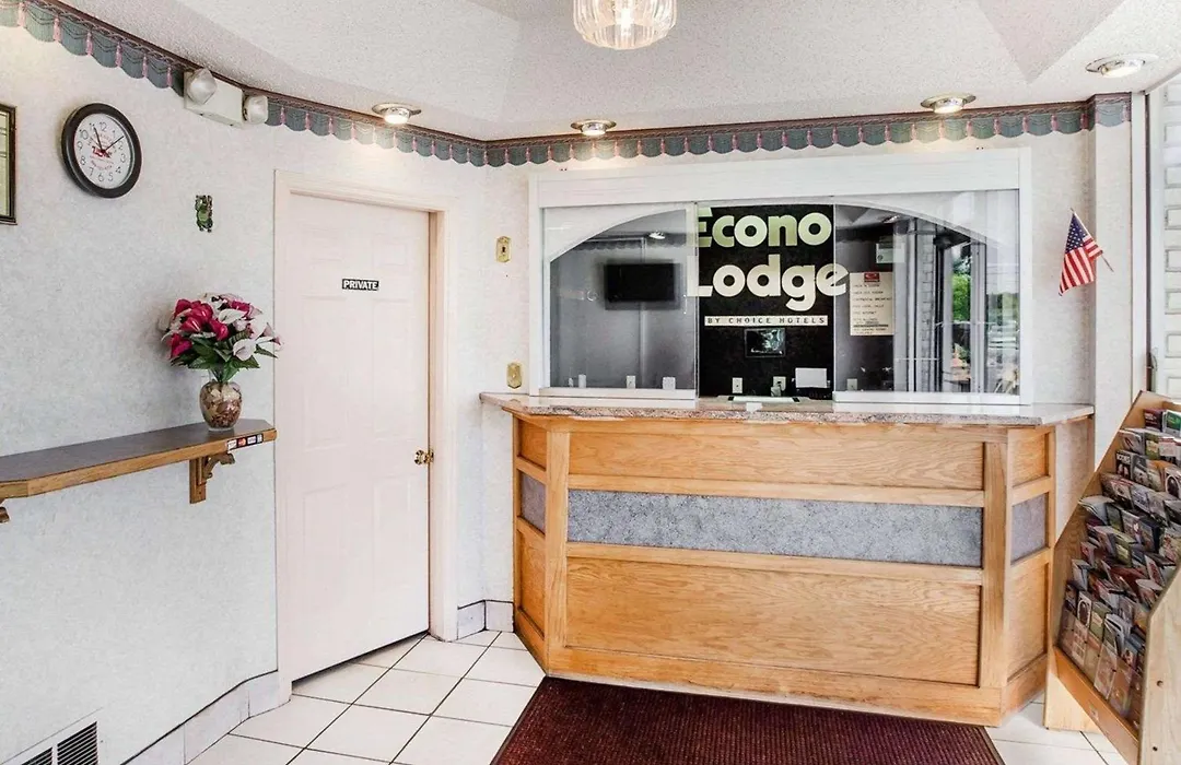 Econo Lodge Mcdonough South-1