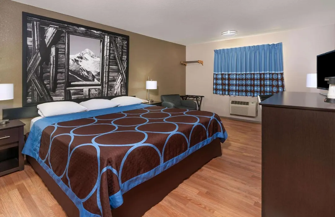 Super 8 By Wyndham Cortez/Mesa Verde Area-1