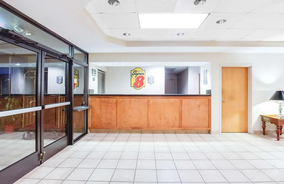 Super 8 By Wyndham Crossville Tn-1