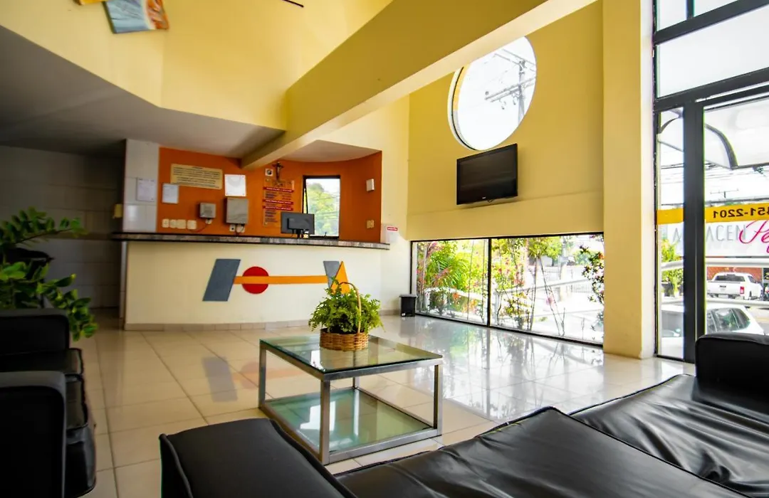 Hotel Piramide Pituba - Av Paulo VI-1