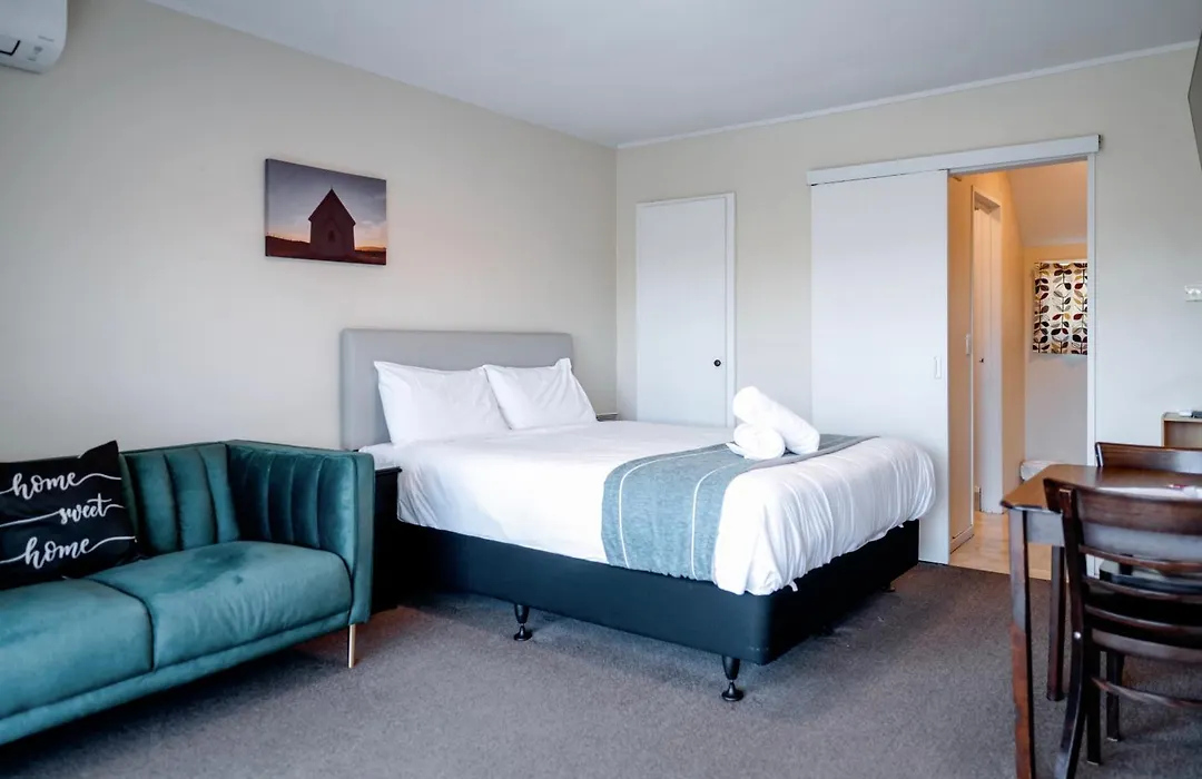 Merivale Court Motel-1