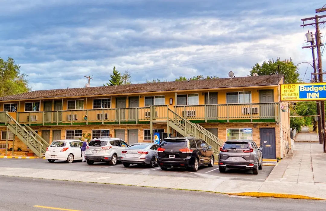 Budget Inn-1