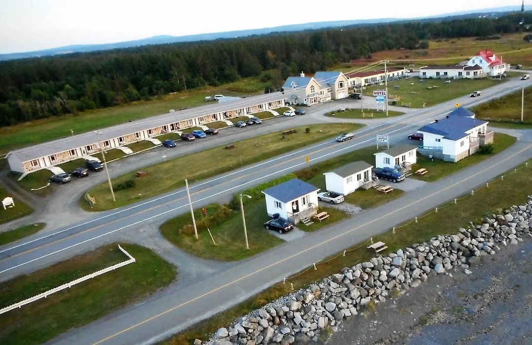 Motel De La Mer-1