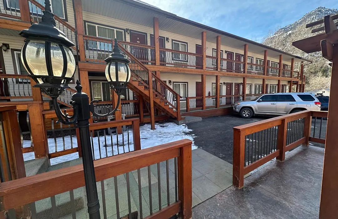 Matterhorn Inn Ouray-1