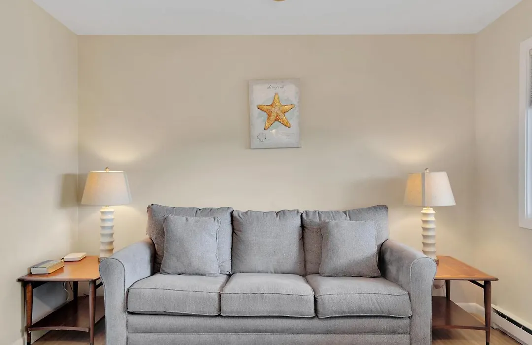 Montauk Oceanside Suites-1