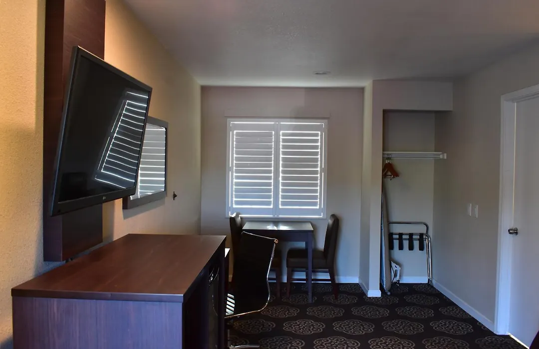 Country Inn-1
