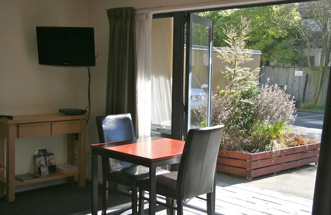 Sherborne Motor Lodge-1
