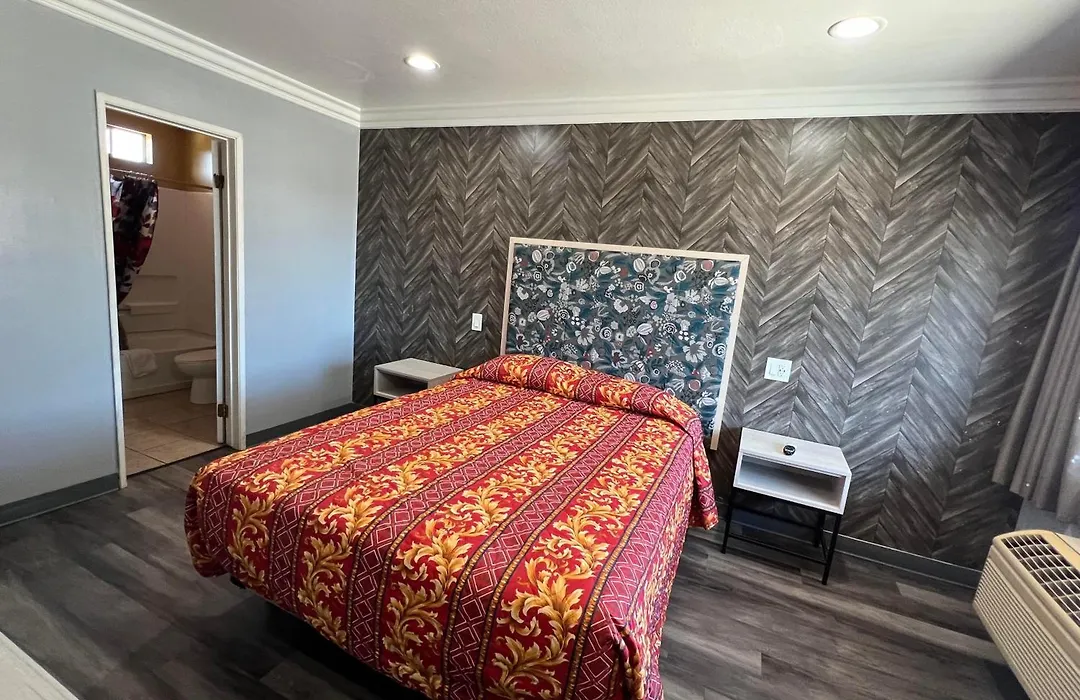 Harbor Inn-1