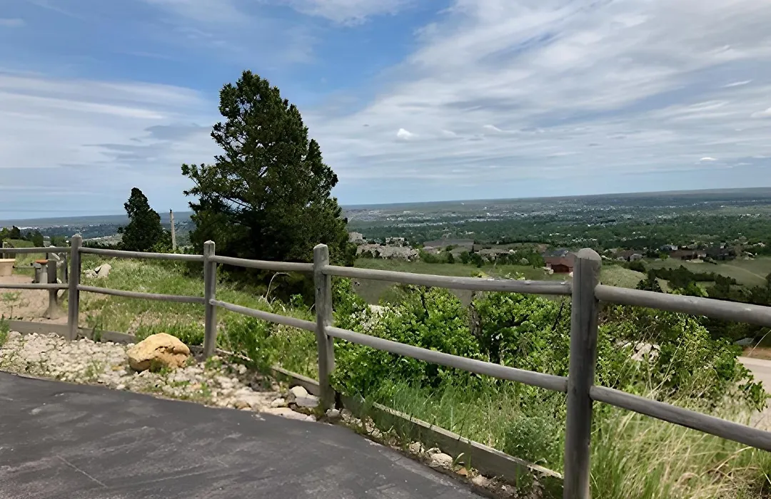 Big Sky Lodge-1