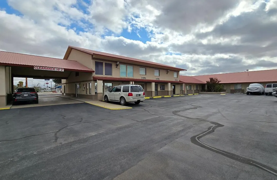Texan Inn And Suites Monahans-1