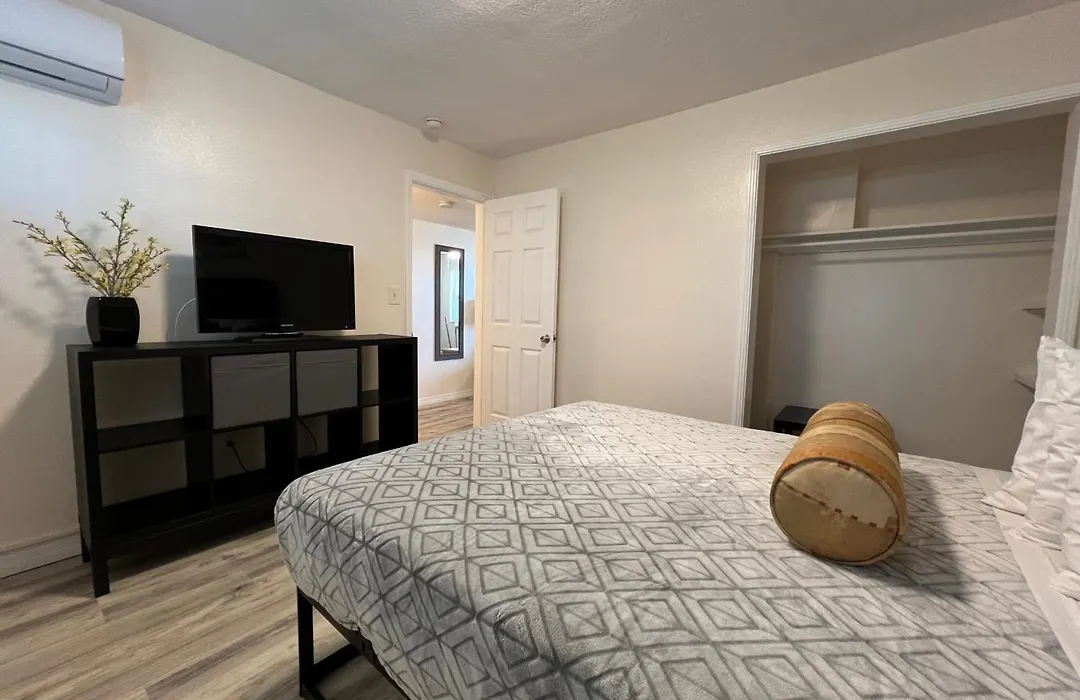 Beachside Resort Motel-1