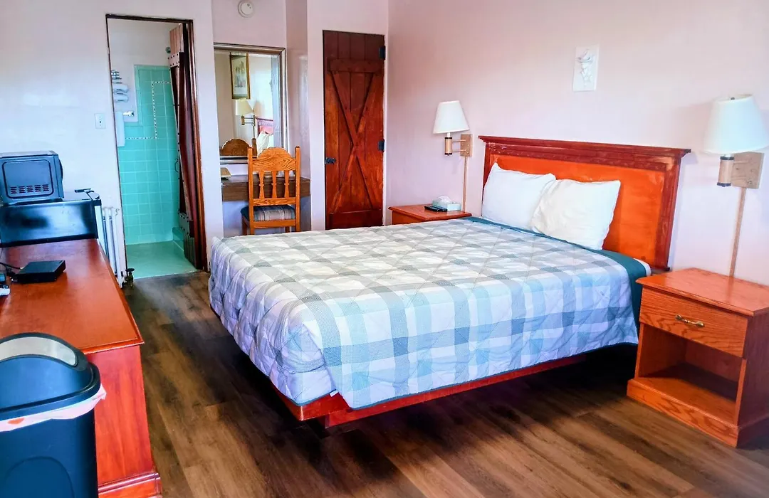 Sands Motel-1