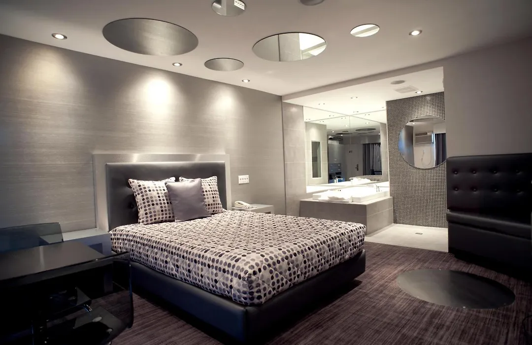 Le Fabreville Motel & Suites-1