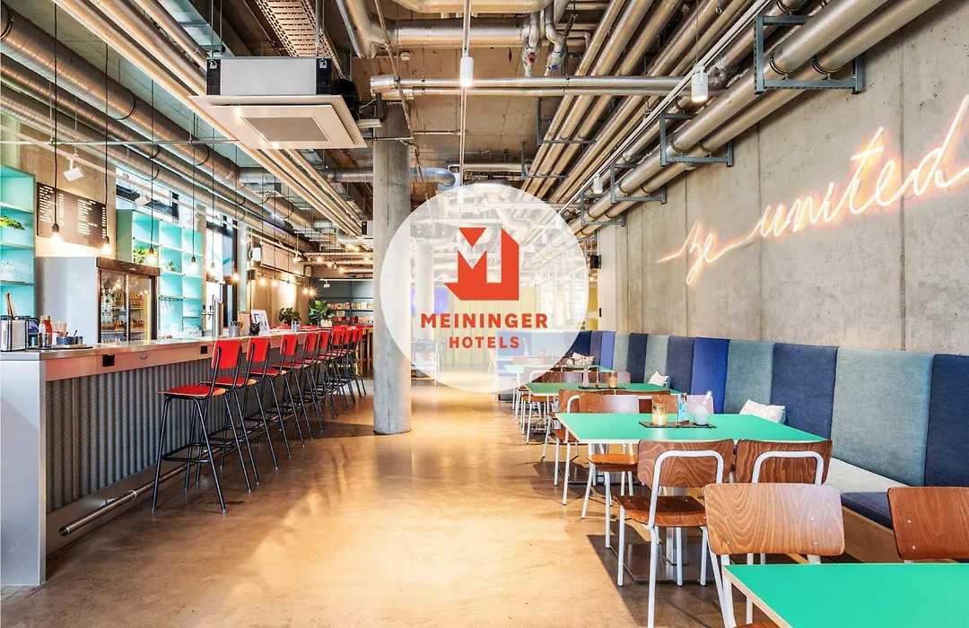 Meininger Hotel Berlin East Side Gallery-1