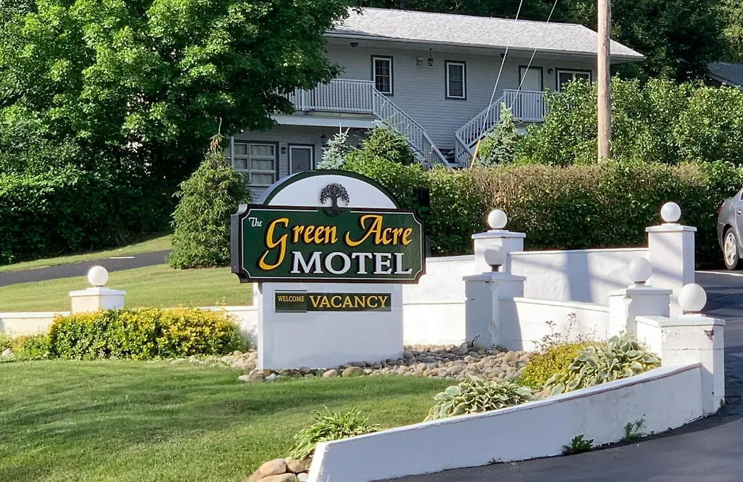 Green Acre Motel-1