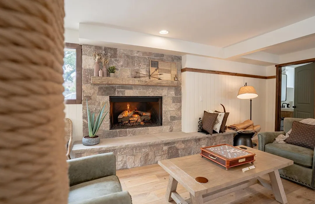 Petty Ranch Inn-1