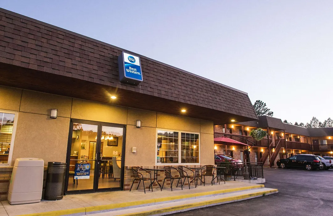 Best Western Buffalo Ridge Inn Near Mt Rushmore-1