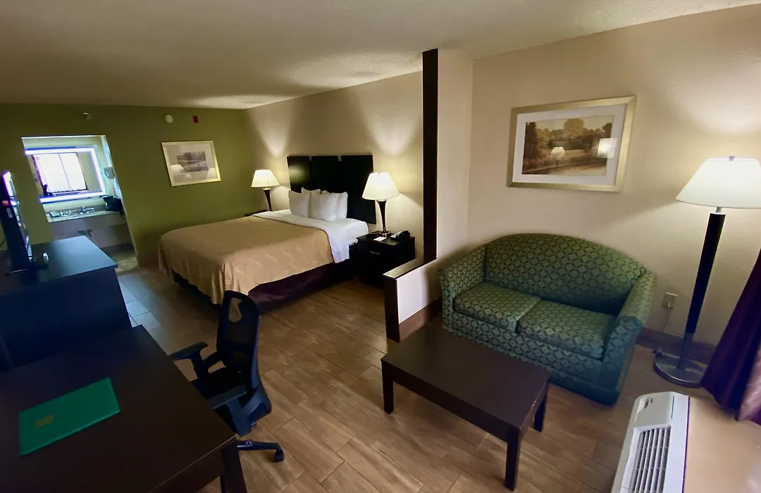 Quality Inn & Suites Orlando Airport-1