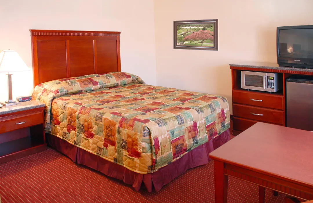 Relax Inn & Suites El Cajon-1