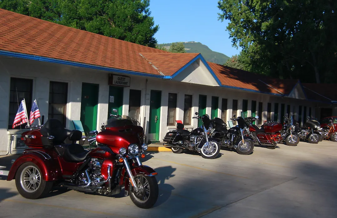 Sunrise Motor Inn-1