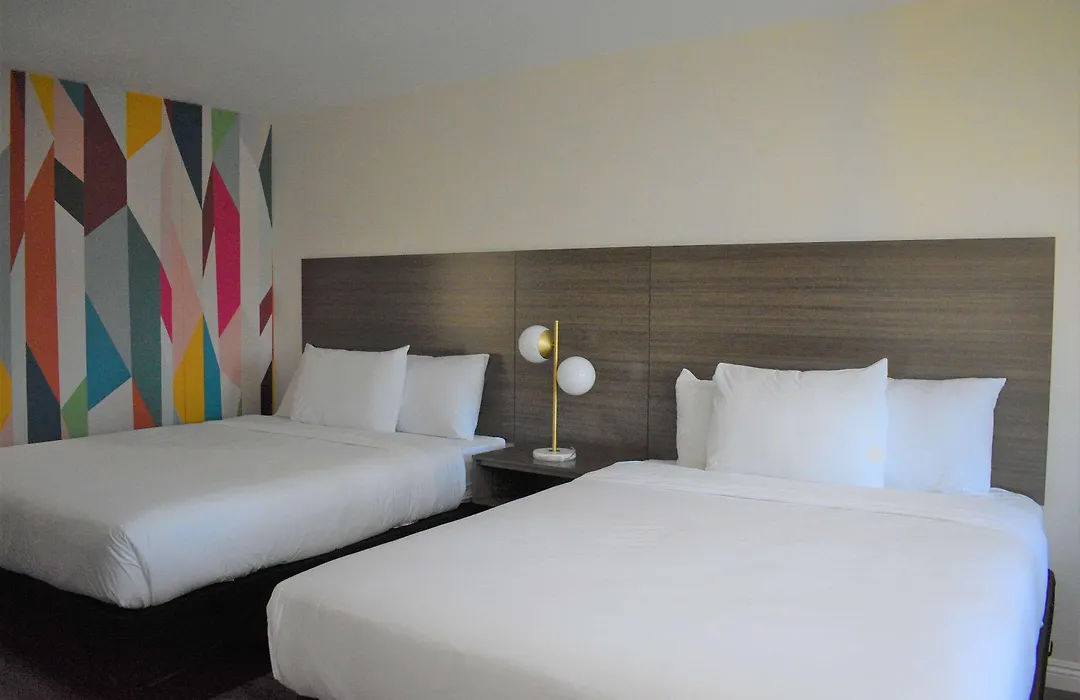 Signature Anaheim Maingate-1