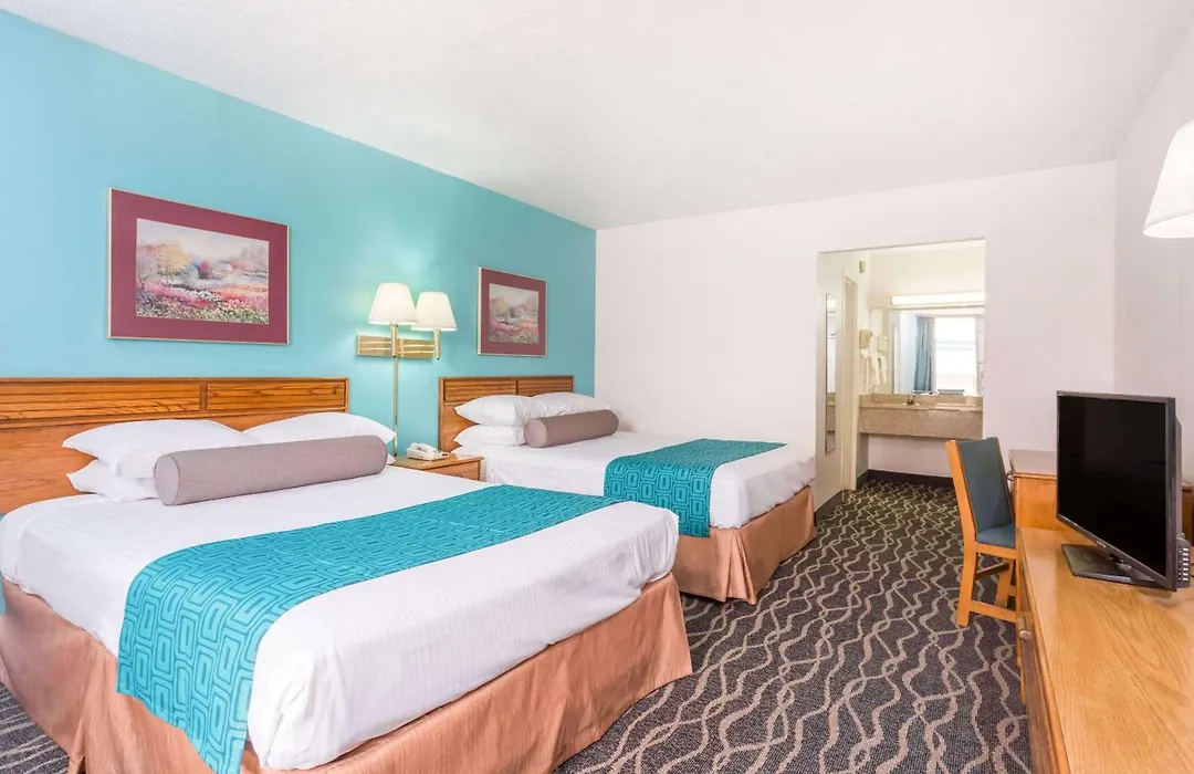 Howard Johnson By Wyndham Commerce Ga-1