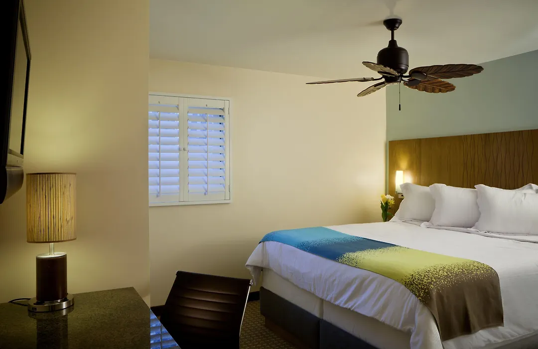 Pb Surf Beachside Inn-1