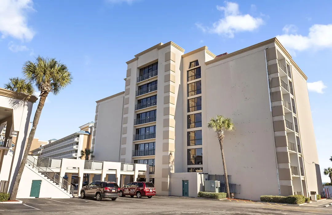 Ocean Crest Inn And Suites-1