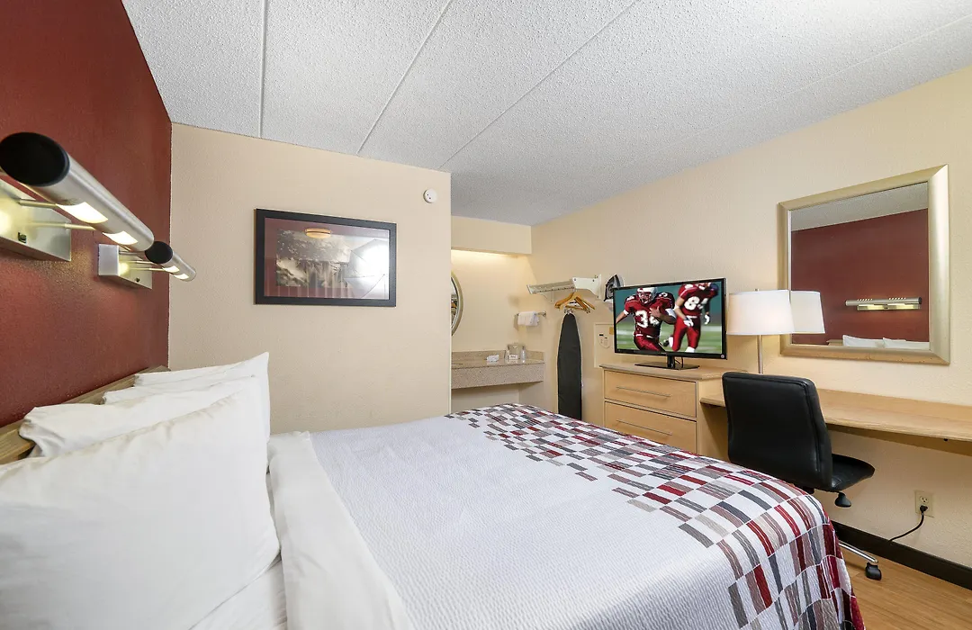 Red Roof Inn Syracuse-1