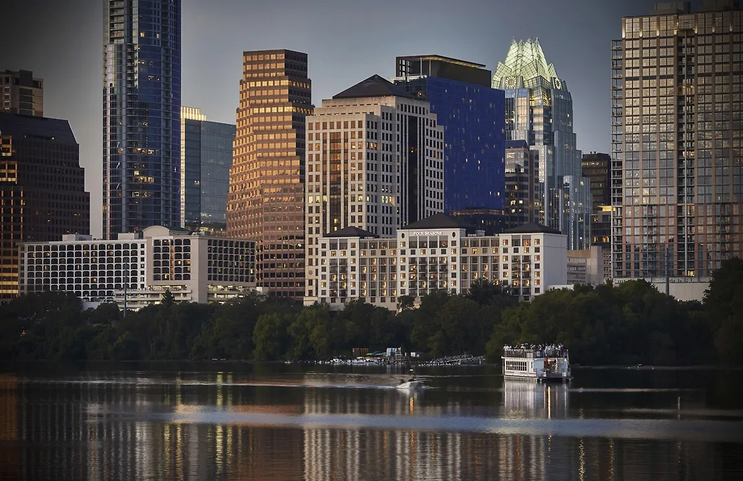 Four Seasons Hotel Austin-1