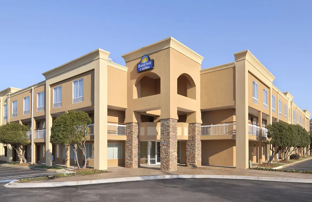 Days Inn By Wyndham Greenville-1