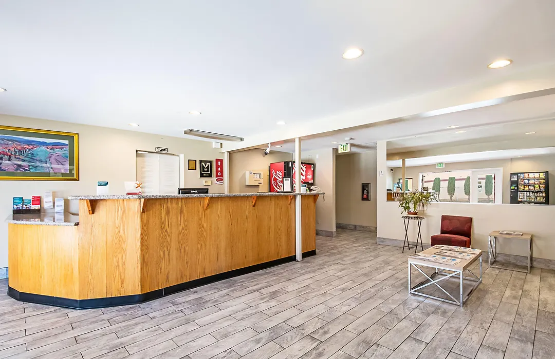 Sutter Inn-1