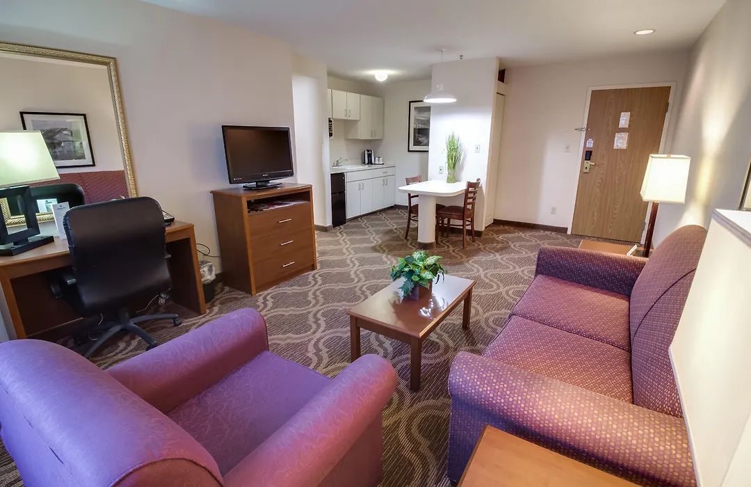 Ashmore Inn And Suites Lubbock-1