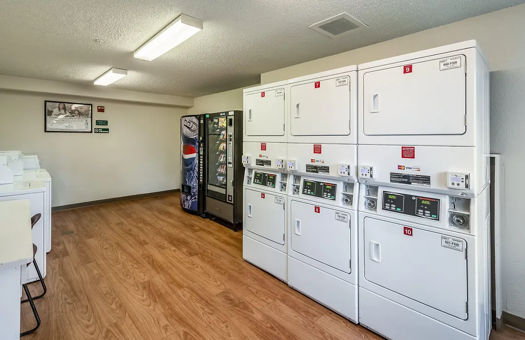 Hometowne Studios By Red Roof Spokane - Valley-1