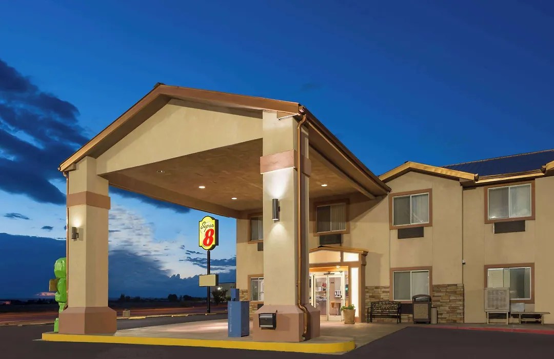Super 8 By Wyndham Roswell-1
