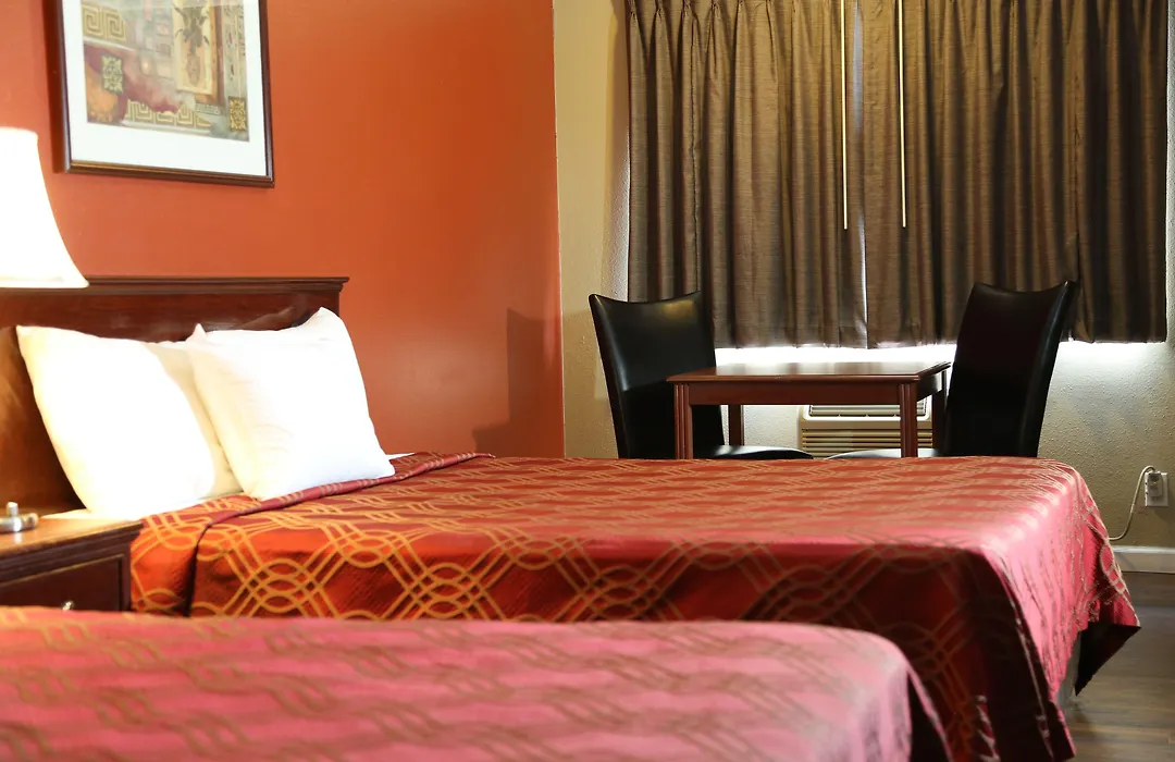 Americas Best Value Inn Kelso-1