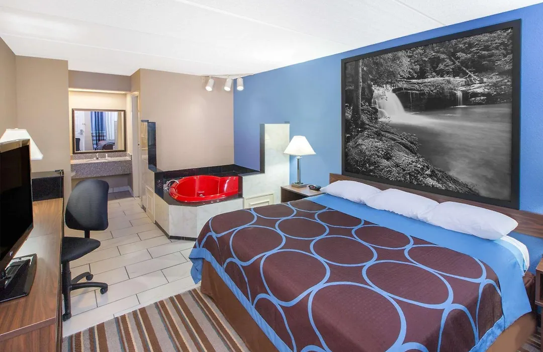 Super 8 By Wyndham Dothan-1