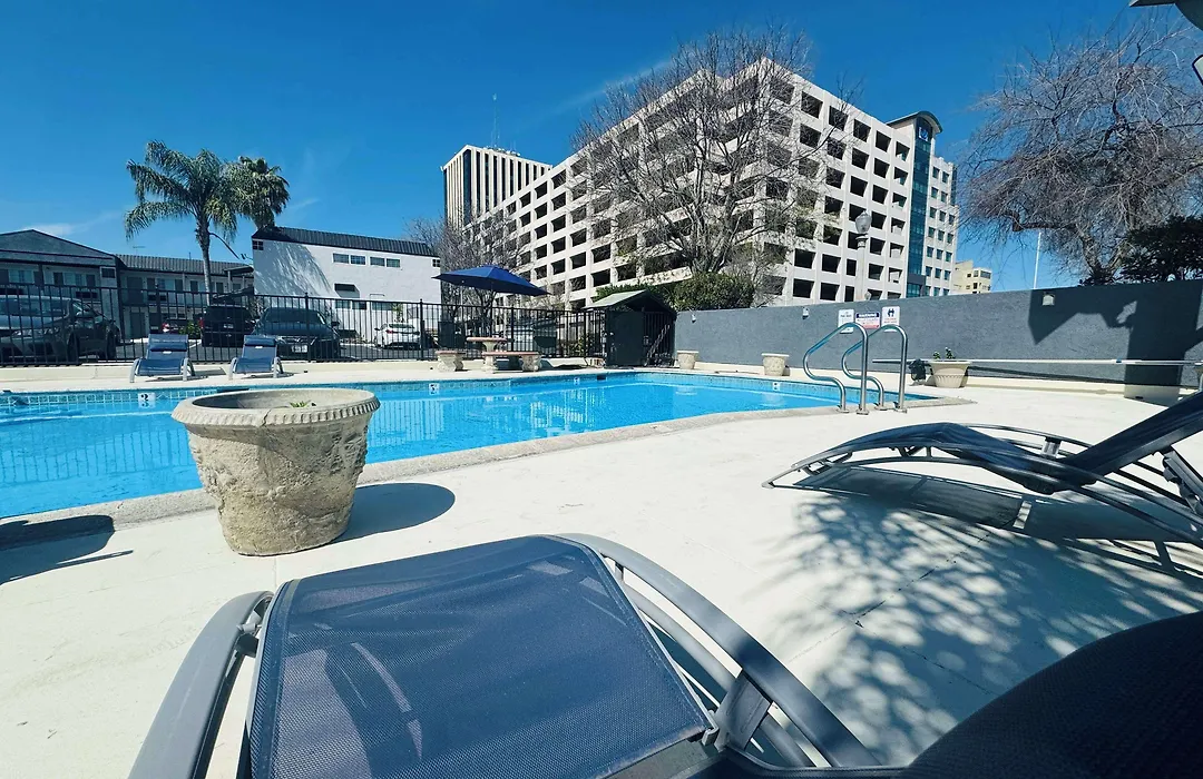 Surestay By Best Western Fresno Central-1