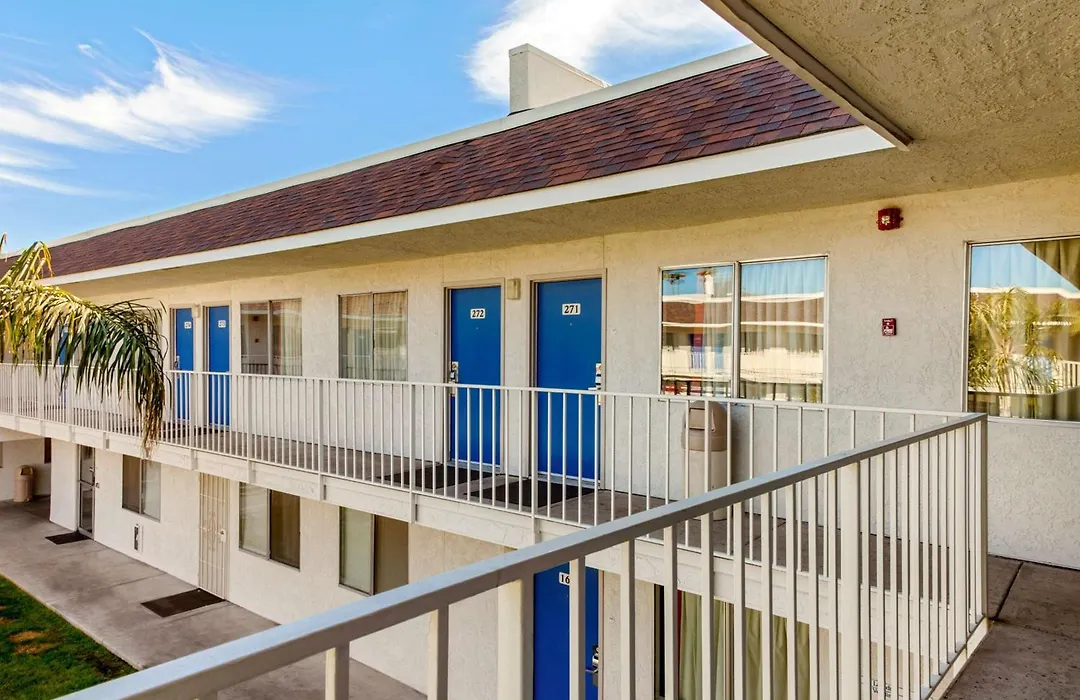 Motel 6-Phoenix, Az - North Bell Road-1
