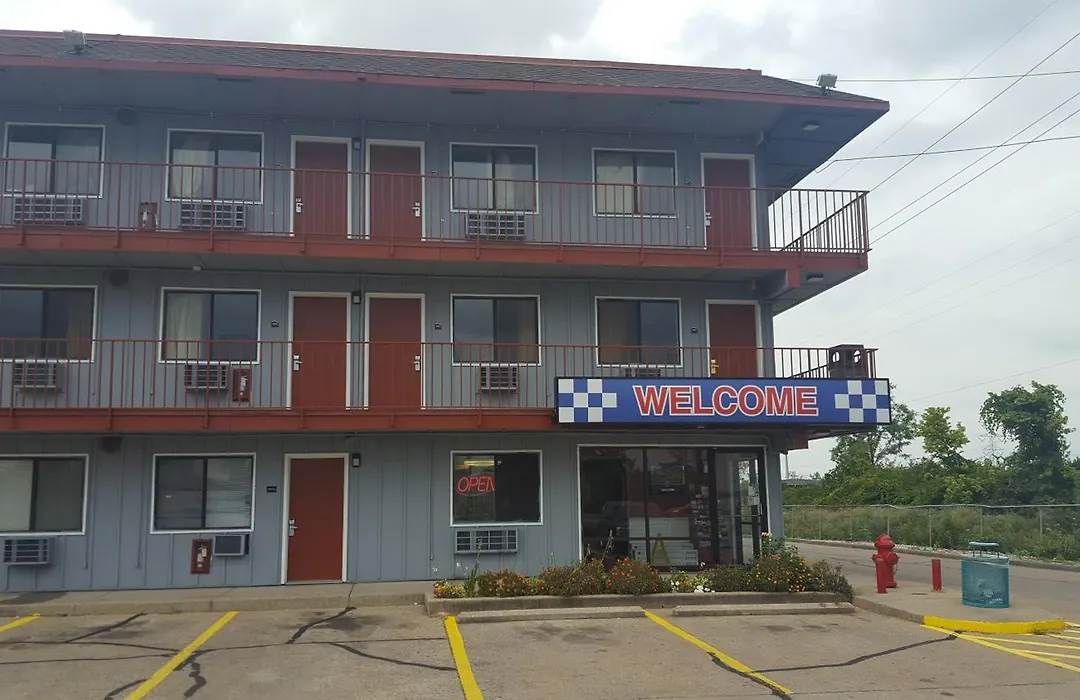 Travel Inn-1
