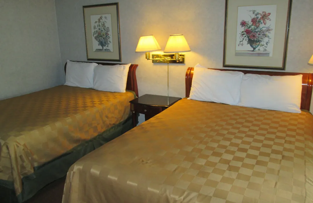 Discovery Inn Monterey Bay-1