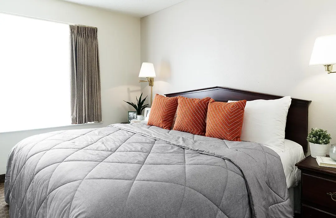Intown Suites Extended Stay Raleigh Nc- Capital Blvd-1