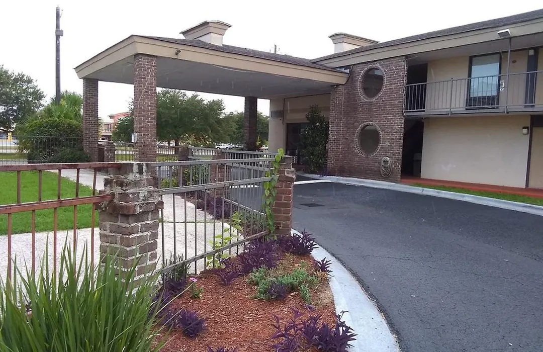 Gateway Inn Savannah-1