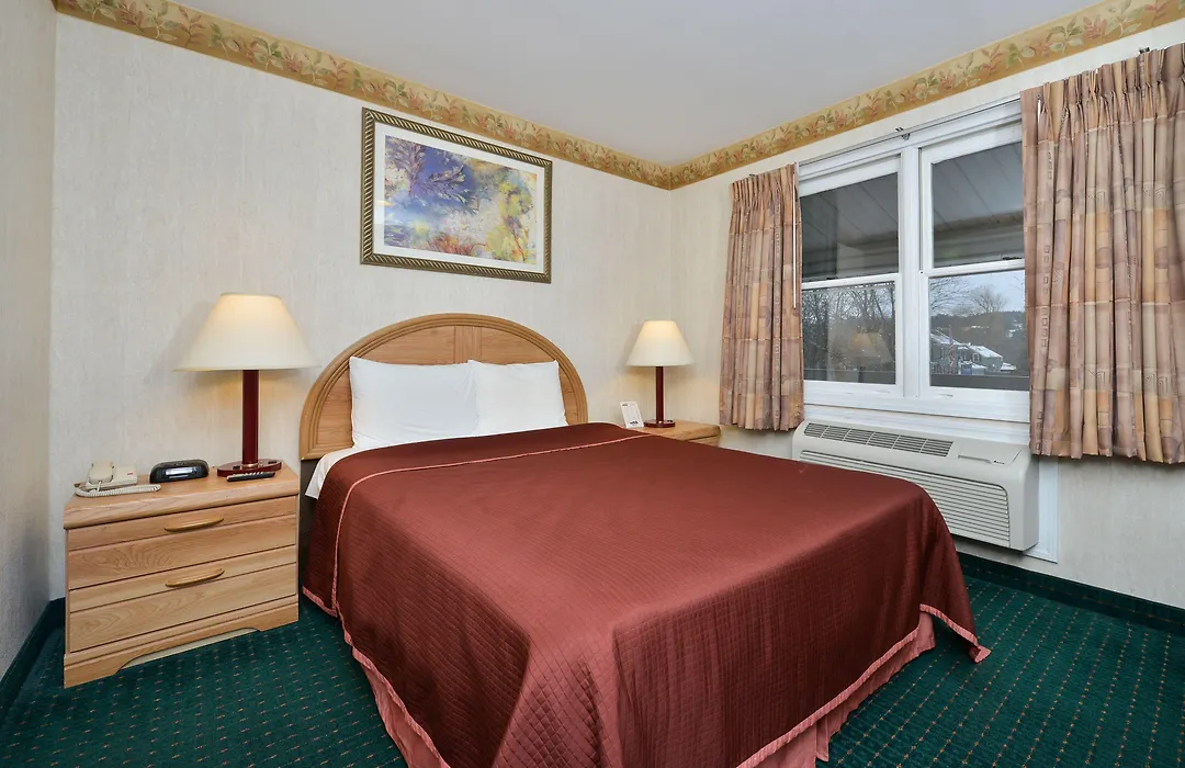 Travelodge By Wyndham Great Barrington Berkshires-1