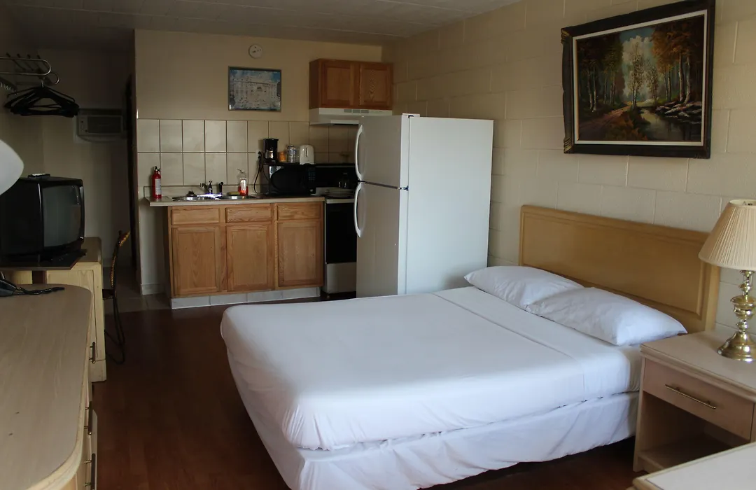 Ritz Inn Niagara-1
