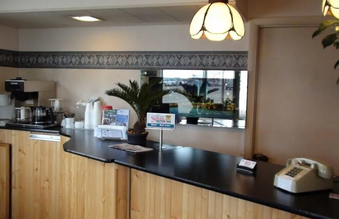Royal Motor Inn-1