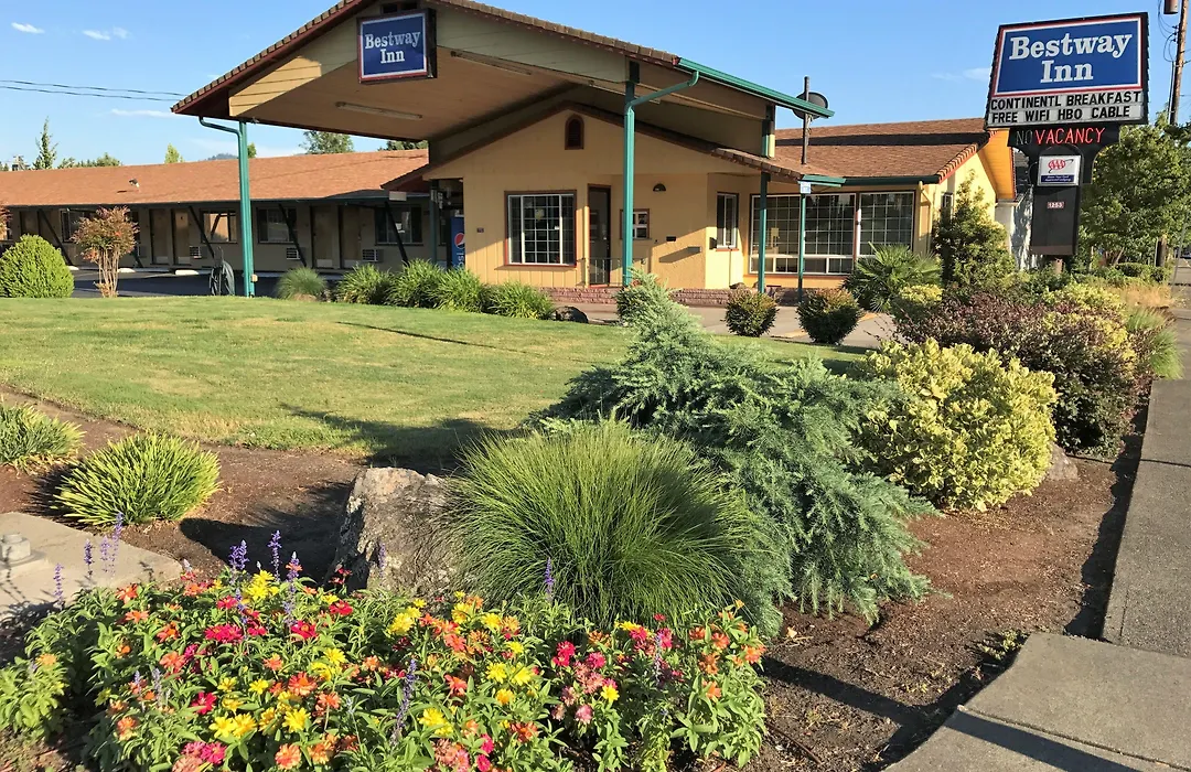 Bestway Inn-1